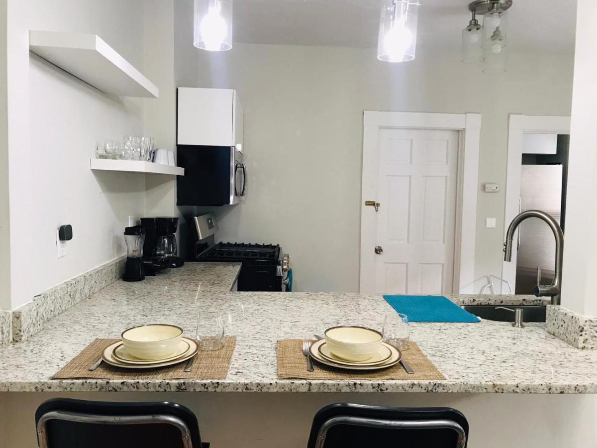 בוסטון Renovated, 10 Min From The City מראה חיצוני תמונה