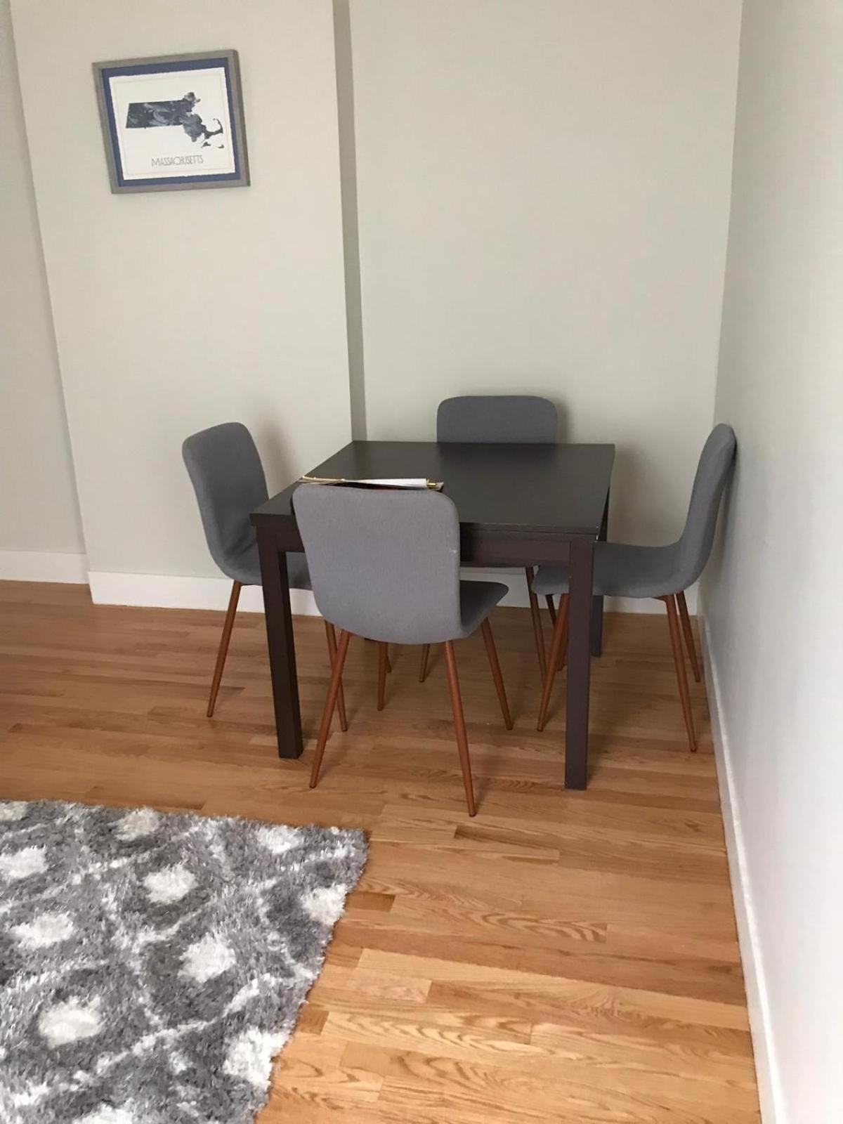 בוסטון Renovated, 10 Min From The City מראה חיצוני תמונה